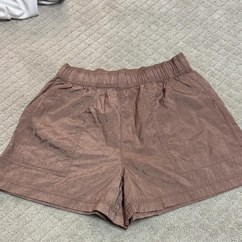 Lunar Sheen Utility High Rise Short